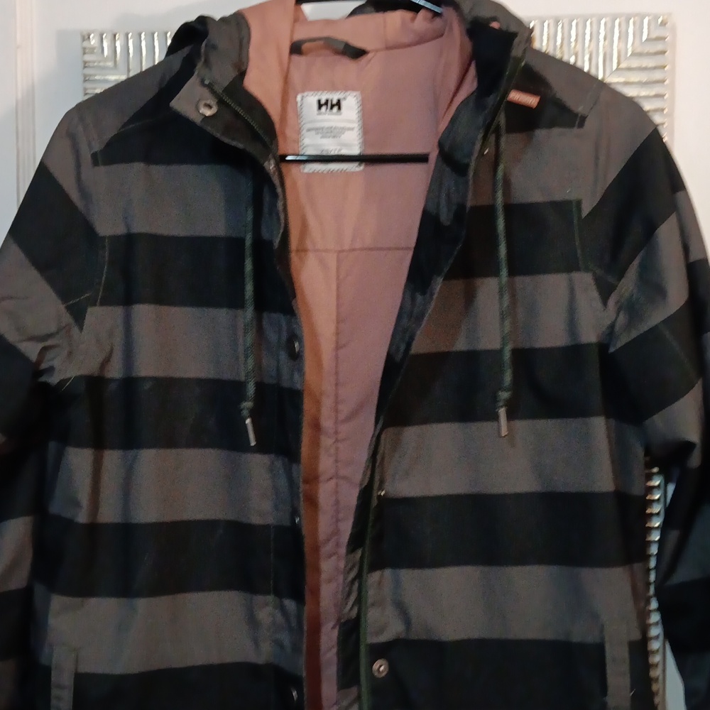 Helly Hansen Black and Gray Striped Hooded Jacket - Picture 9 of 15